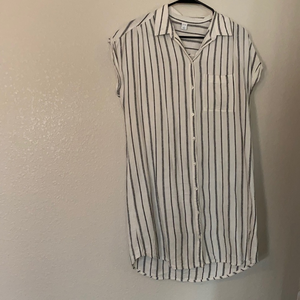 OLD NAVY dress, white and black stripe size: M